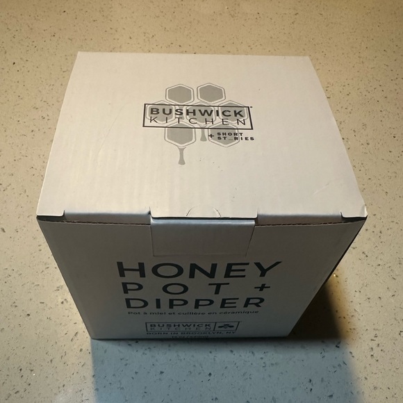 New in box / Honey Jar + Dipper by BUSHWICK KITCHEN - Picture 4 of 15